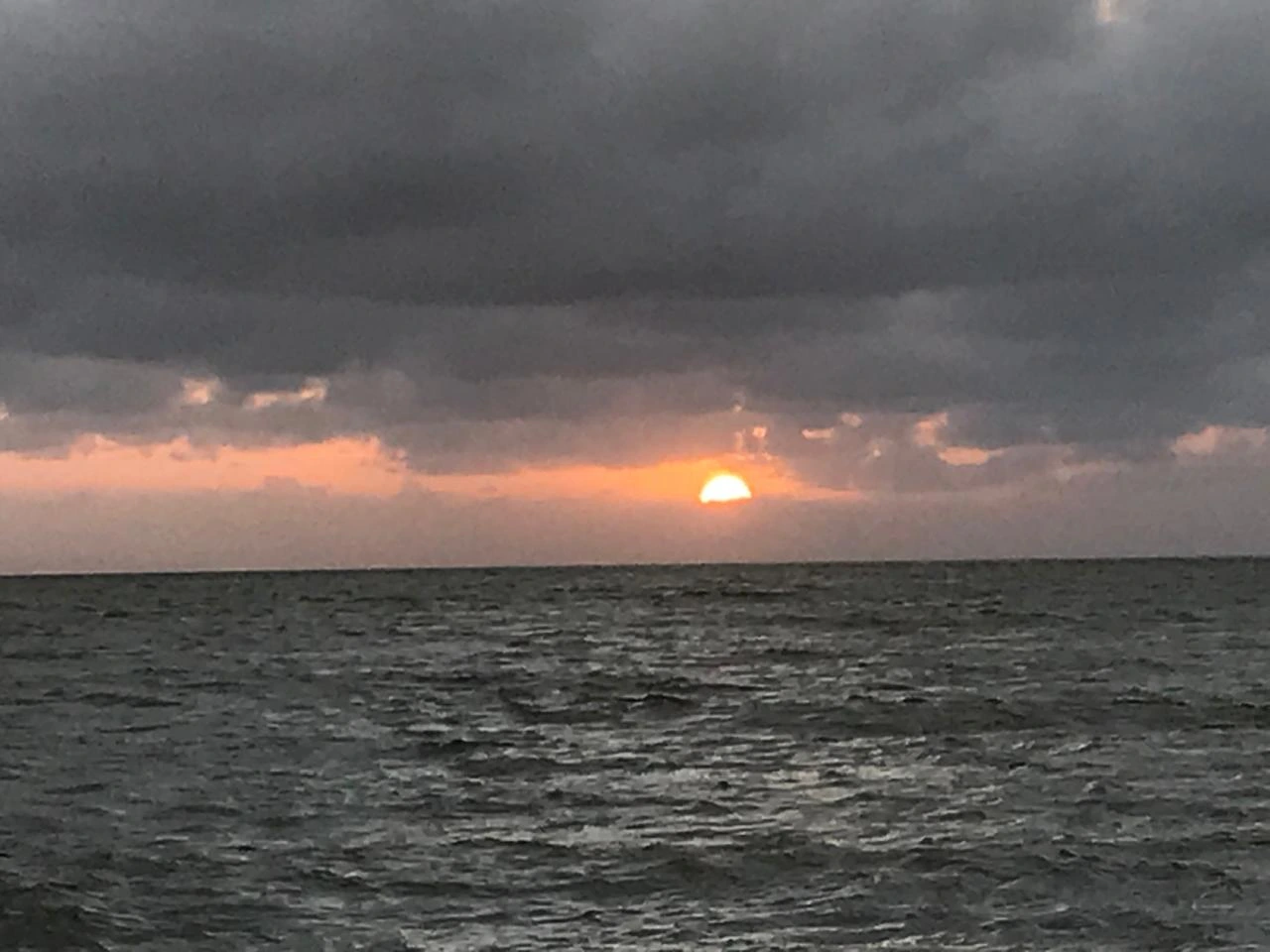 Atardecer en la Piedra de Necoclí · 2
